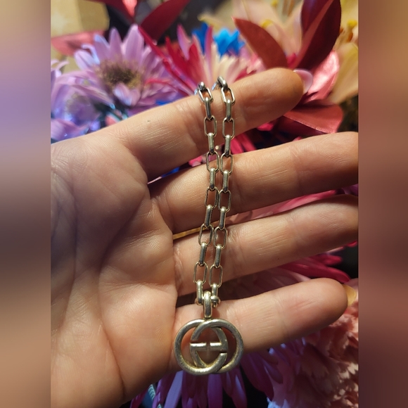 GUCCI Interlocking Necklace Pendant G Logo SilverLogo - Picture 3 of 3